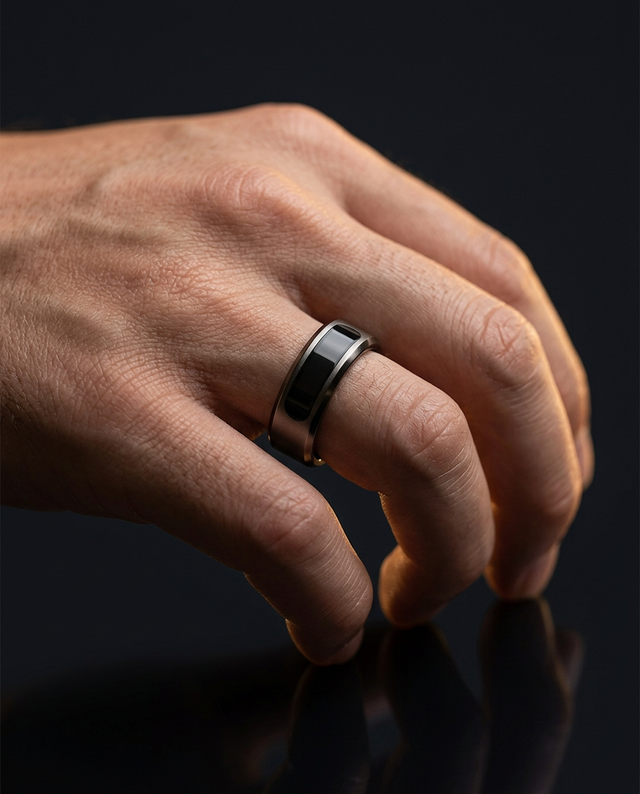 Smart Health Tracking Ring